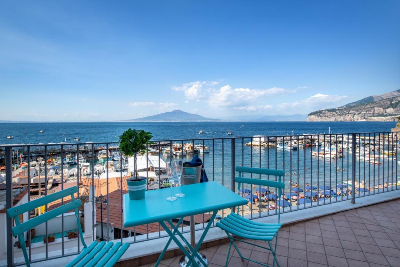 Suitevesuvio Sorrento Bagian luar foto