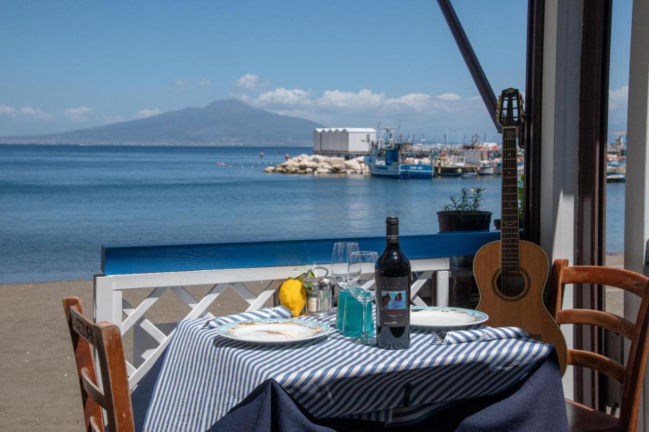 Suitevesuvio Sorrento Bagian luar foto